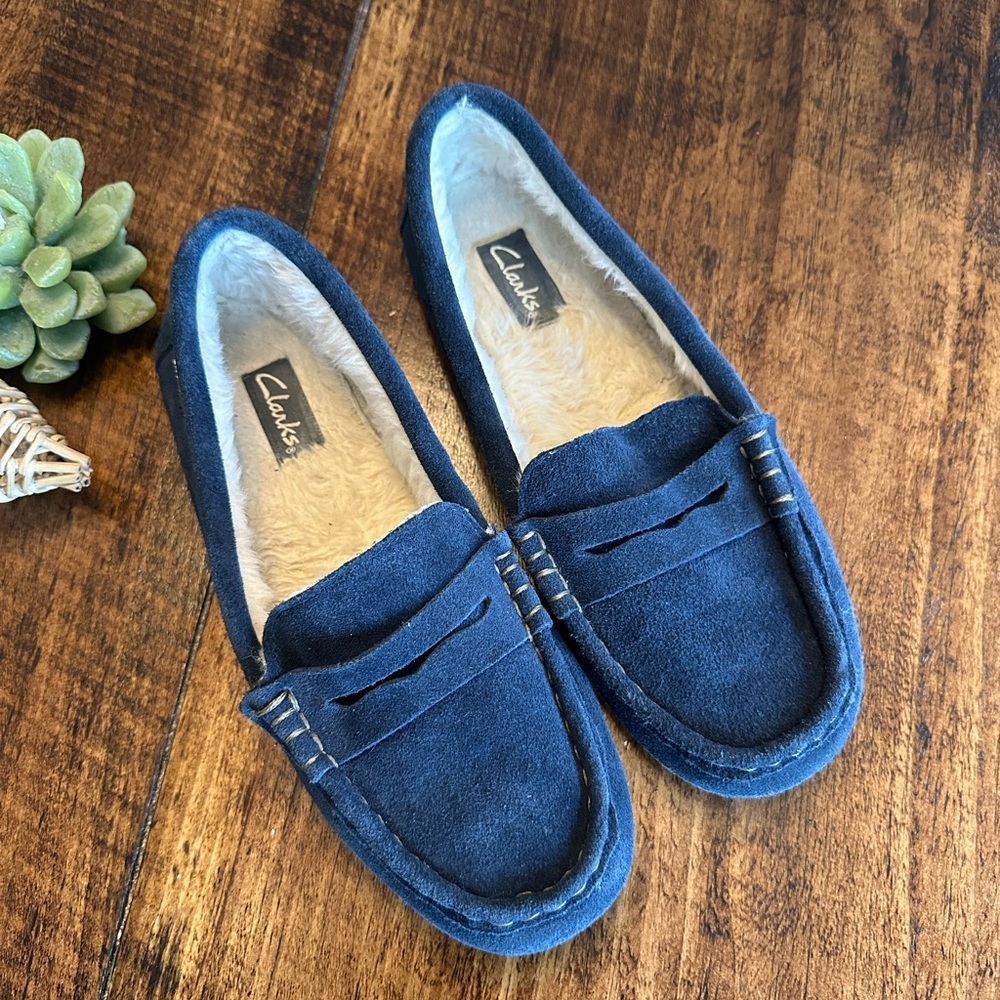 Clarks | Blue Suede Faux Fur-Lined Penny Loafer Moccasin Slippers, Size 9M